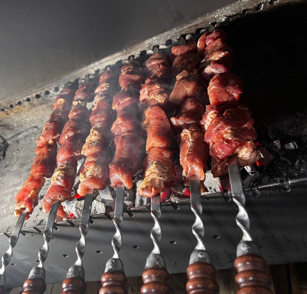 Шашлык на мангале